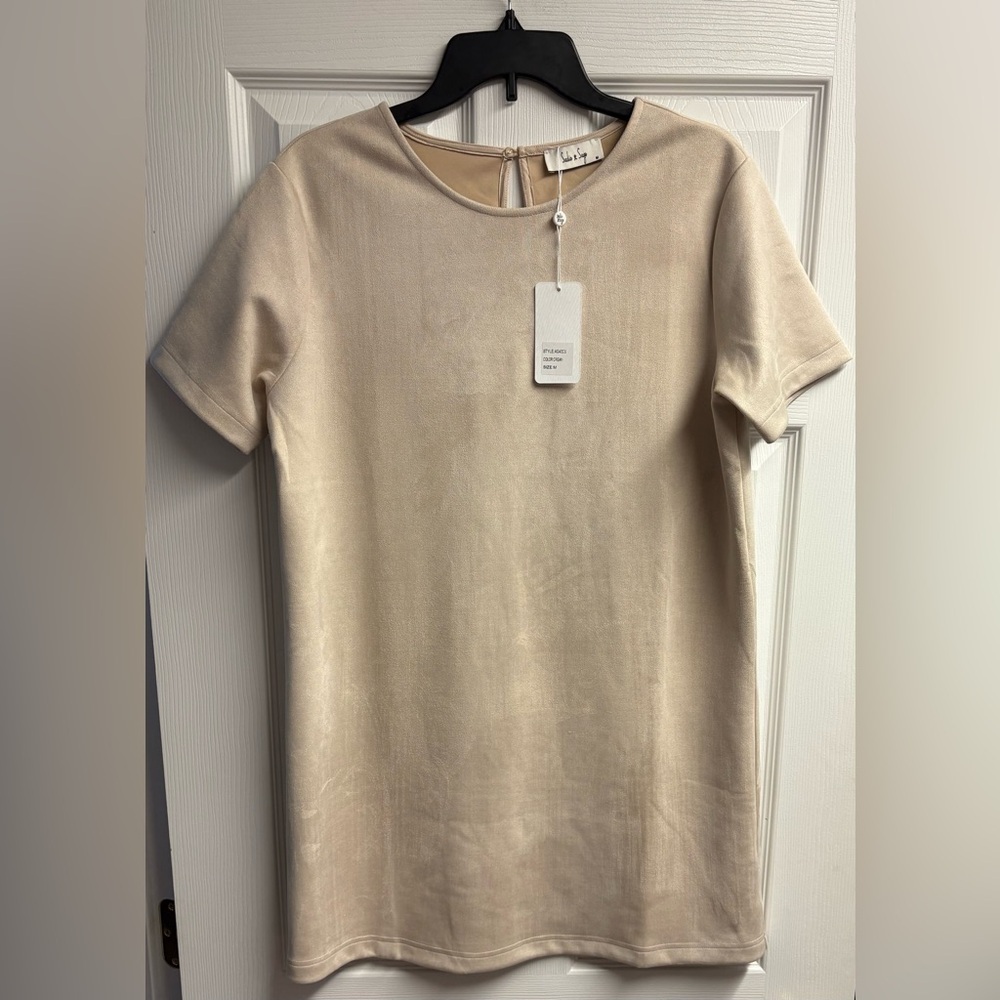 NWT Sadie & Sage Cream Suede-Like Short Sleeve Mini Dress Size Medium